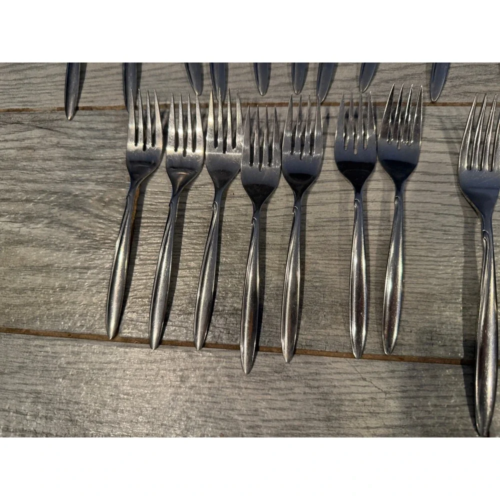 Oneida Flatware Set 1881 Rogers 29 pc Stainless Steel Silverware Set MCM Vintage